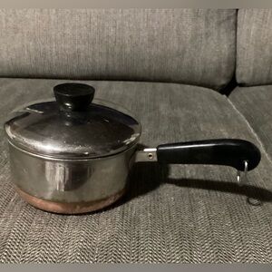 Vintage 1801 Revere Ware 1 QT Sauce Pan With Lid Copper Bottom Clinton IL USA
